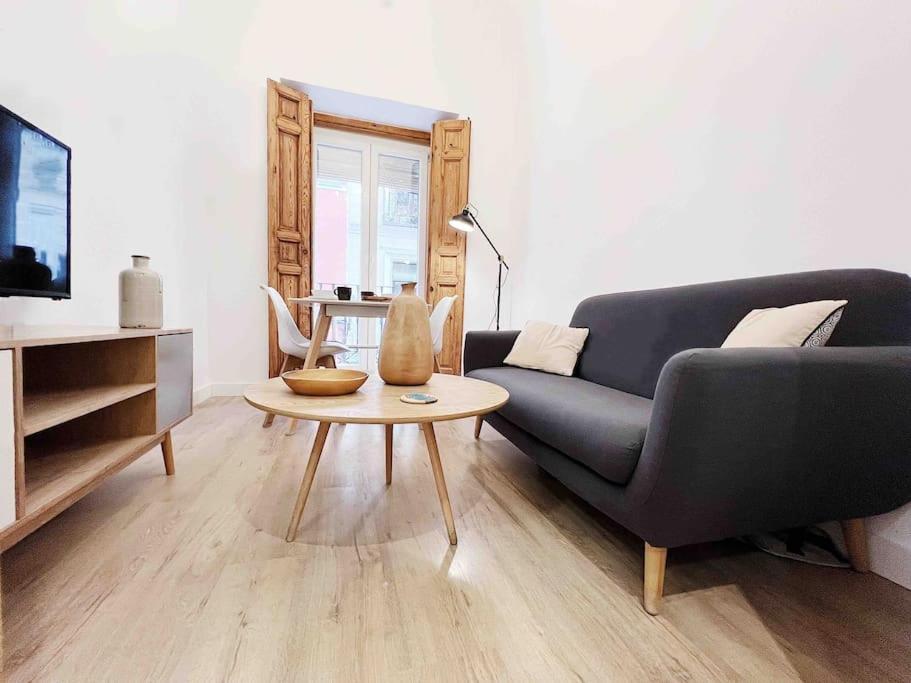 Apartamento Privado De Diseno En Pleno Centro - Atocha Apartment Madrid Exterior foto