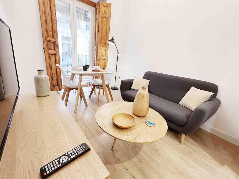 Apartamento Privado De Diseno En Pleno Centro - Atocha Apartment Madrid Exterior foto